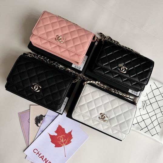 Chanel cf A33814 19cm zy