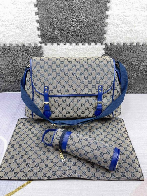 Gucci 42x30x15cm CX 1