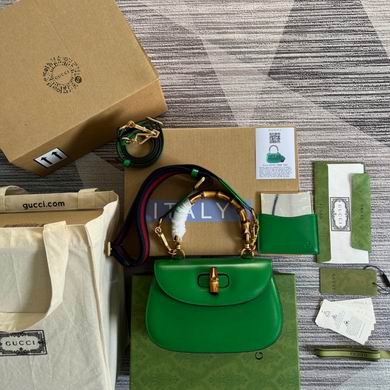 675797 21X15X7cm MP 11