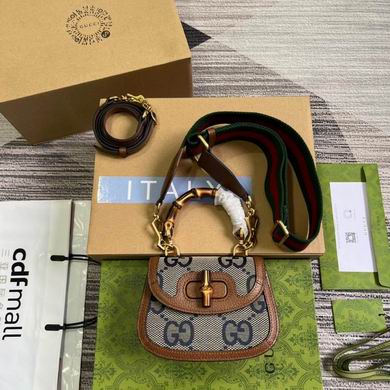 686864 17X12X7.5cm MP