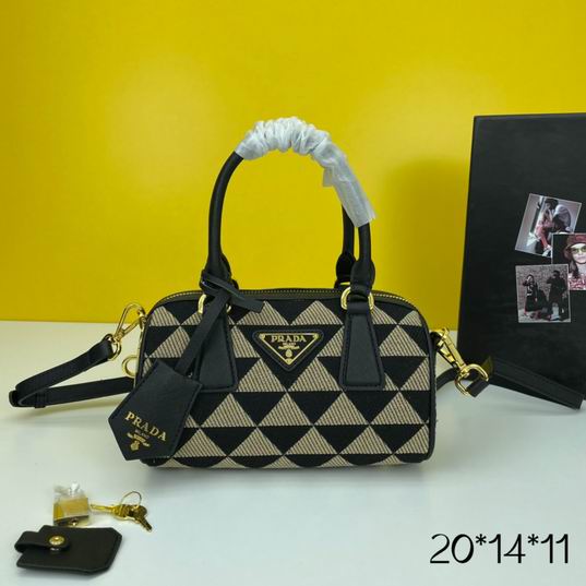 2024 Pradaͷ1:1
