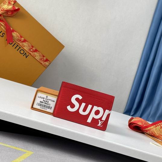 Supreme M67543�� 7x11cm gf