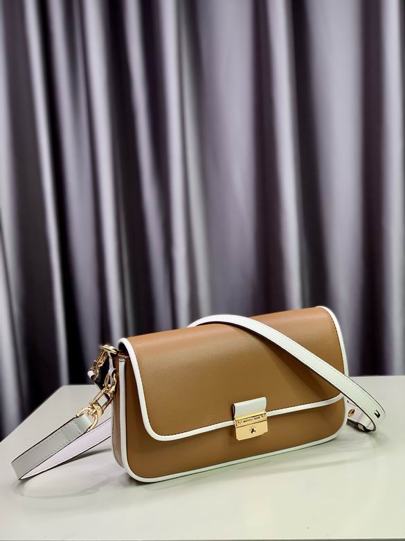 Bradshaw 26X14X4cm 031204 EY 2