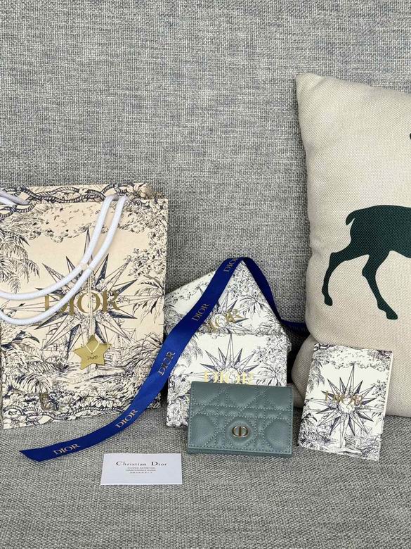 S5132UWHC_M30G 11X7.5X2.5cm YG 10