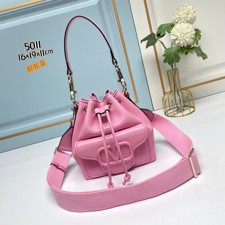 2024 Valentino Bucket bag1:1