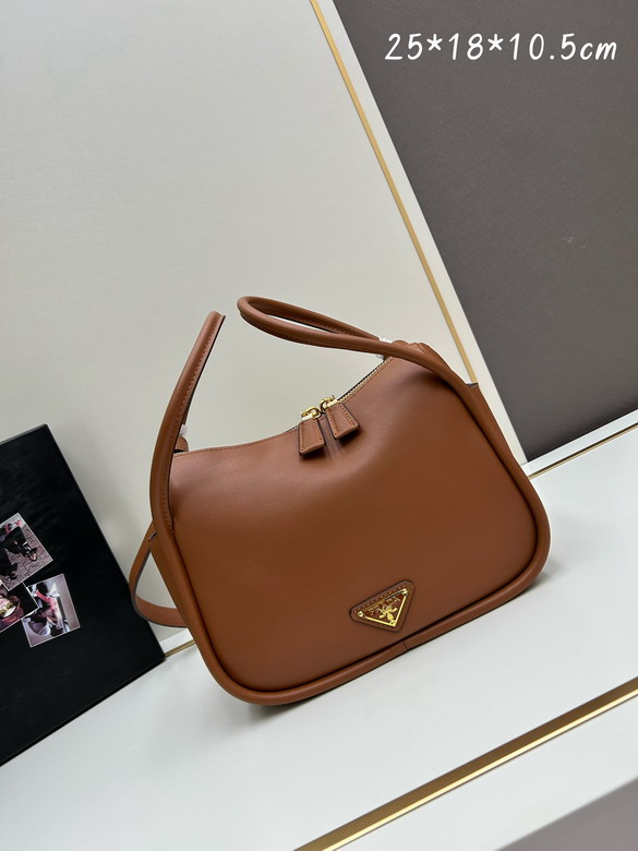 Prada Lindy 25x18x10.5cm jj1