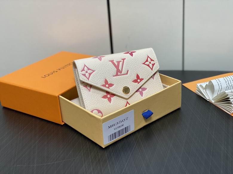 M83507 4.3X3.5X1.2cm YG