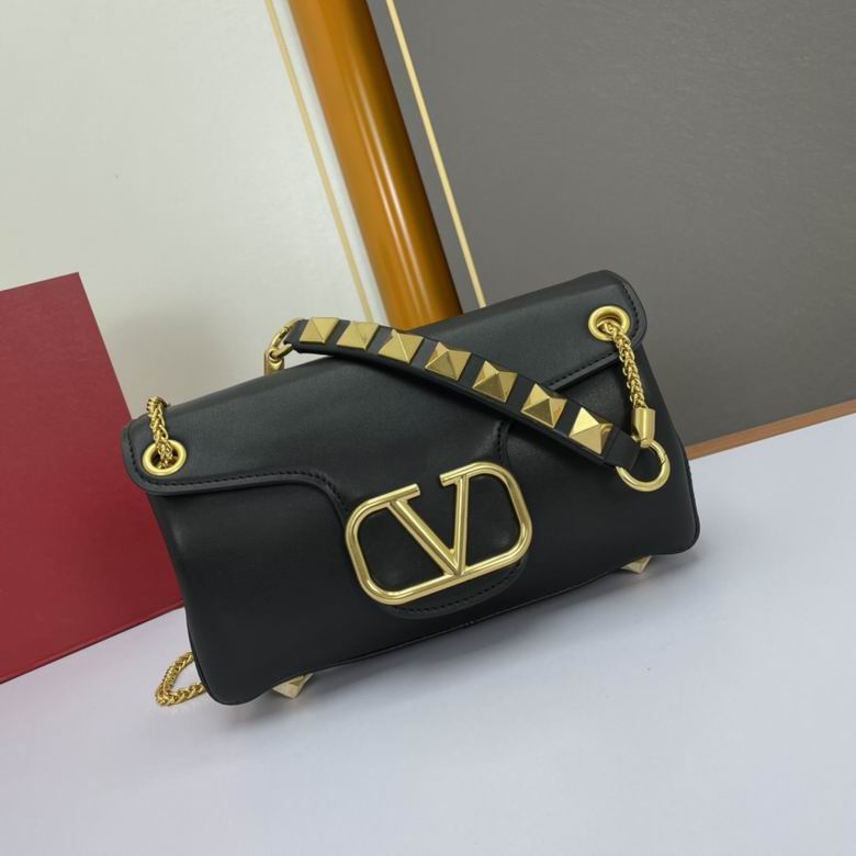 2024  Valentino Shoulder Bag 11