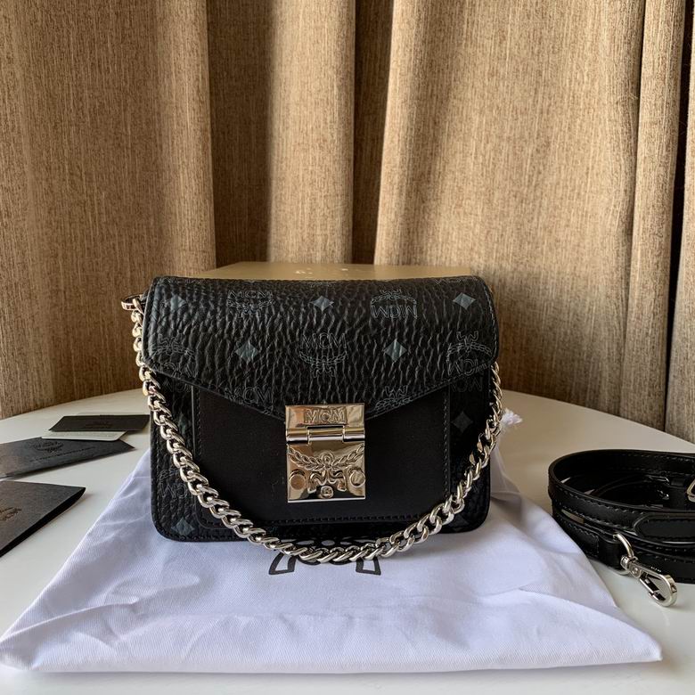 MCM  18x13x8cm DY Two colors