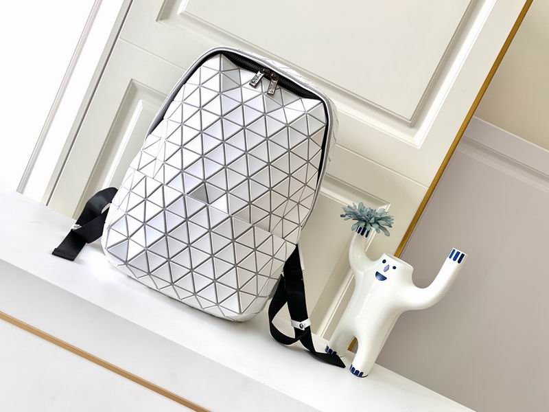 Issey Miyake 45x30x9cm Matte white Yt