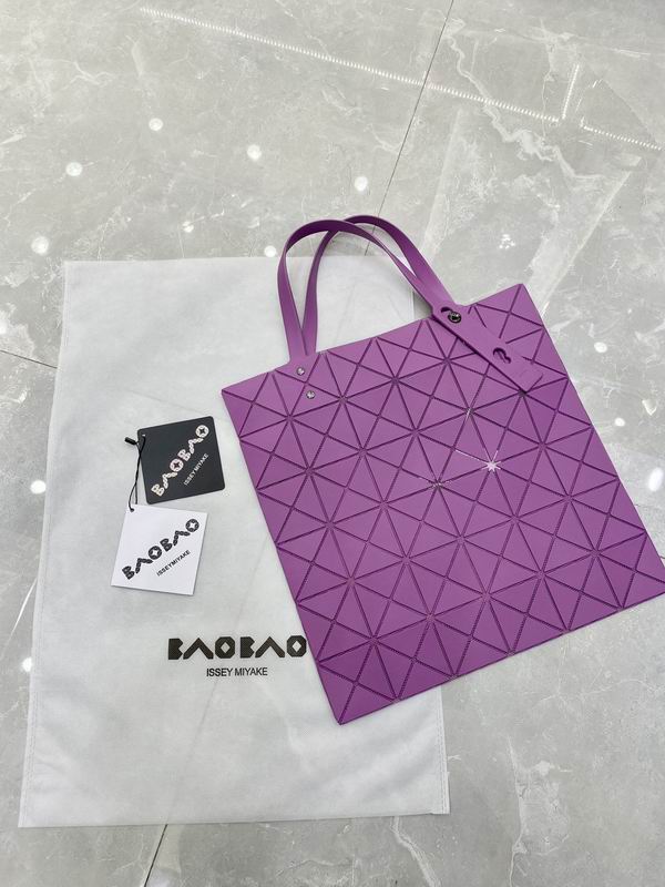 Issey Miyake 34x34cm Yt 4