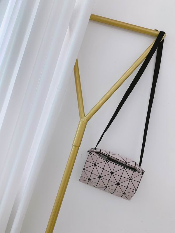 Issey Miyake BB66 23x15cm Yt5