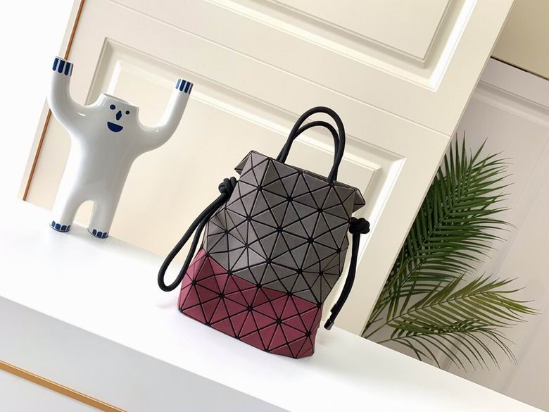 BB81-AG531 24X24cm YT 10