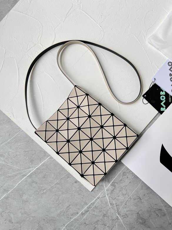 19.5X16X4cm 032105 YT 2