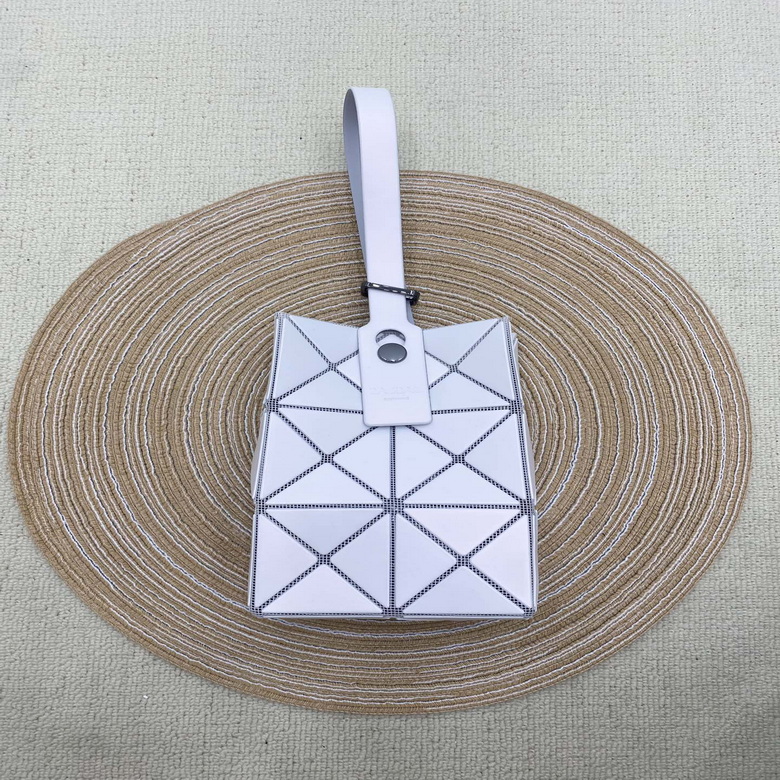 17X11.5X6cm 052626 YT