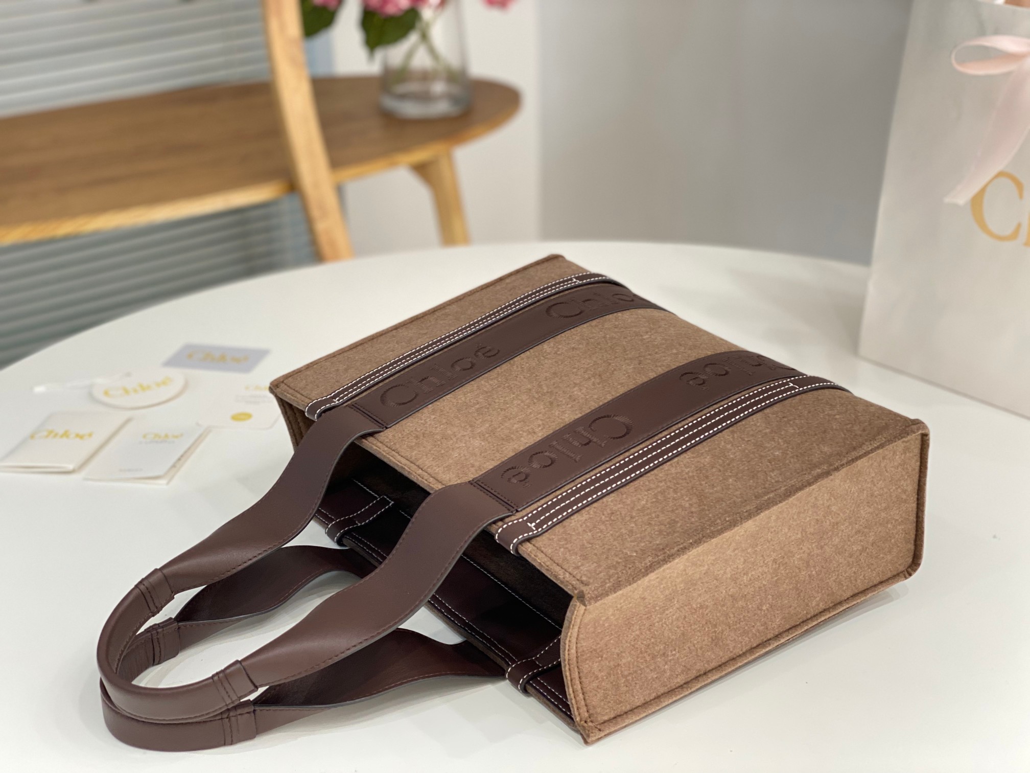 02117565 big 45X33X13 cm medium 37X26X12cm YT
