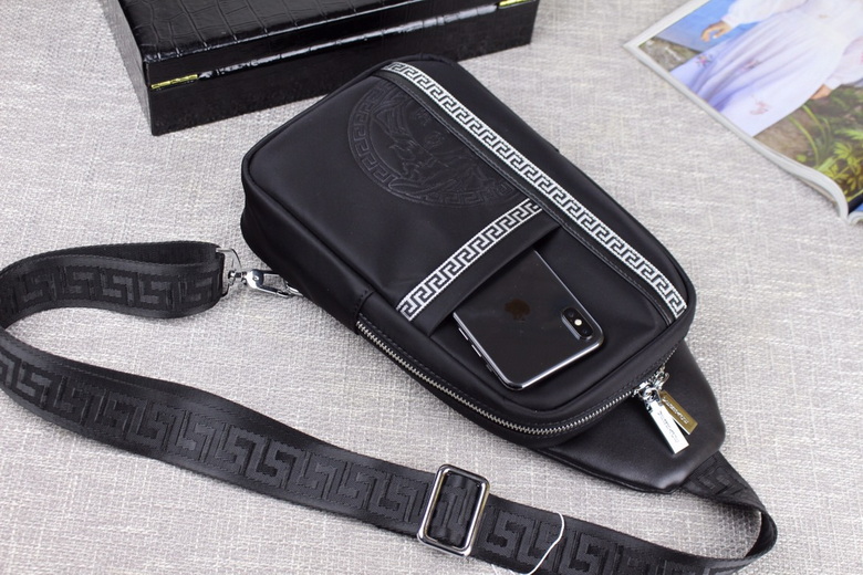 0T100-4 18X33X6cm XM