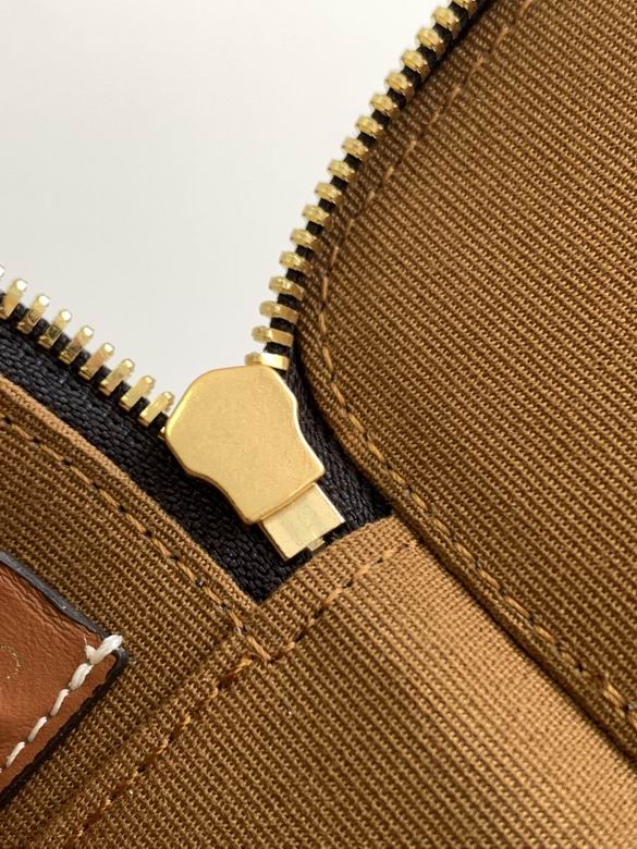 10J762CZ104LU 9.5X8X9cm SL