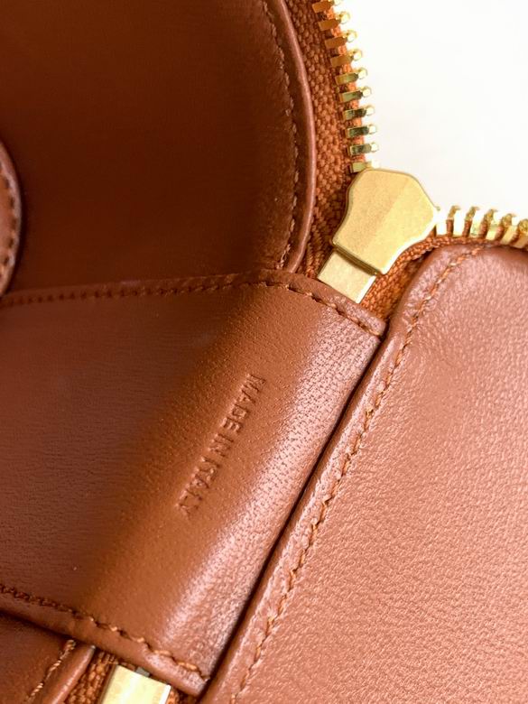 10J763DR8.04LU 9.5X8X9cm SL 3colour