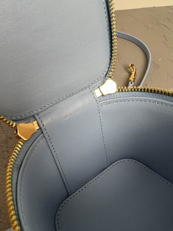 10J763DR8.06CL 9.5X8X9cm SL 2colour