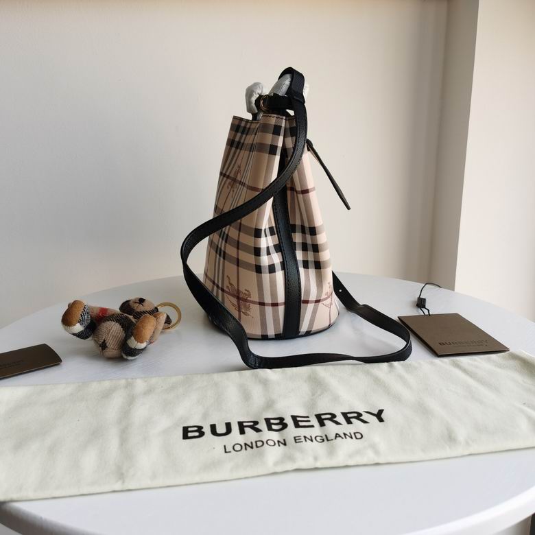 1531 18.5X23X15cm XM 3