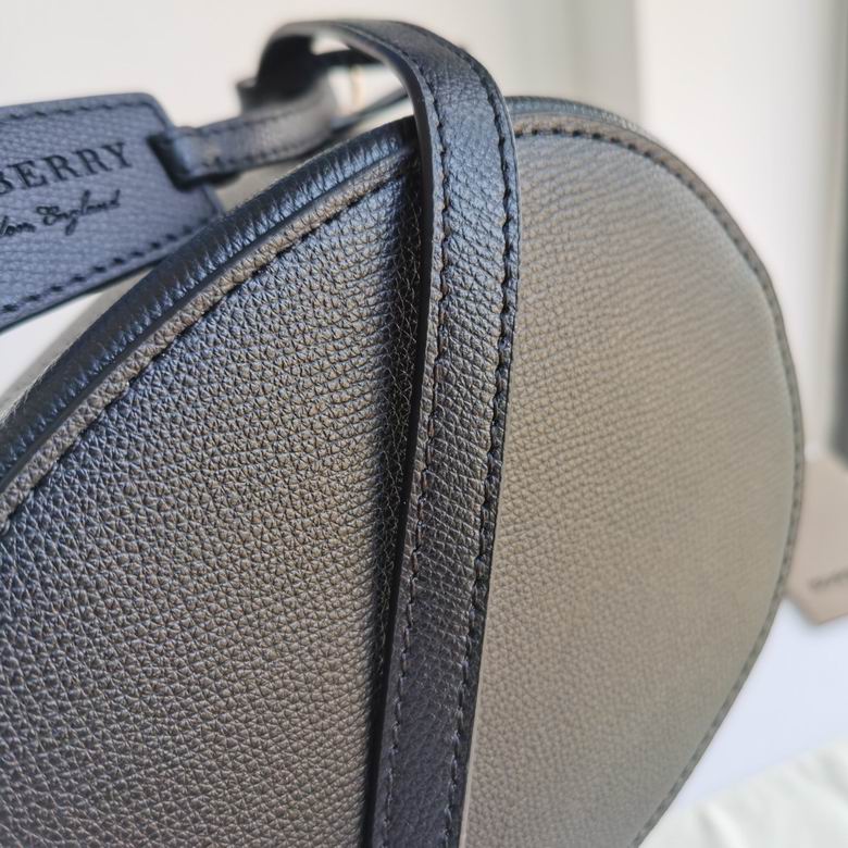 1531 18.5X23X15cm XM 5