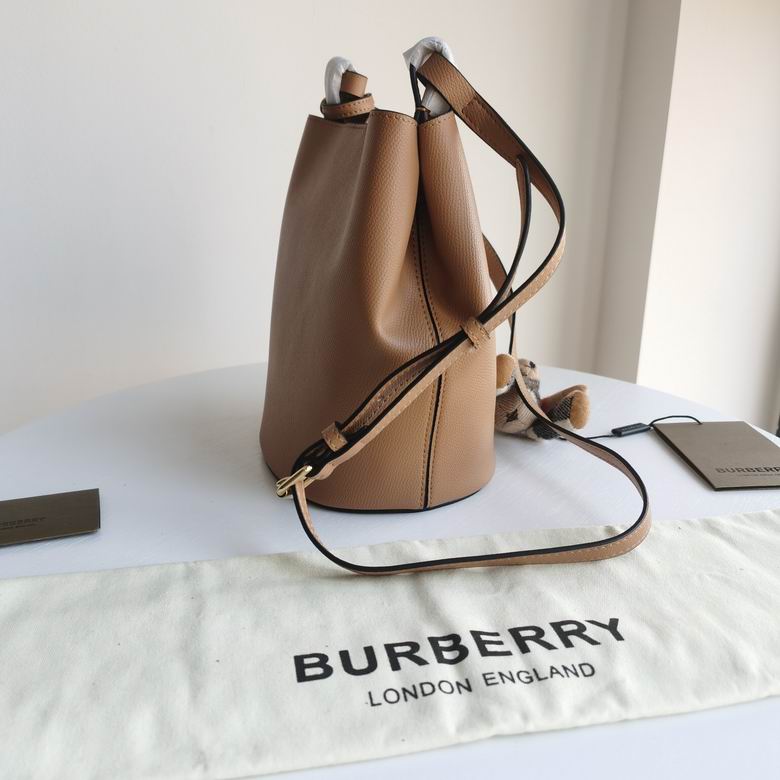 1531 18.5X23X15cm XM 6