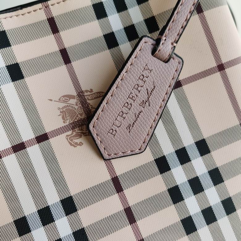 1531 18.5X23X15cm XM 1