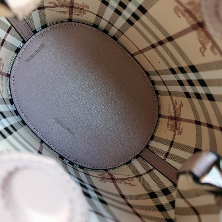 1531 18.5X23X15cm XM 7