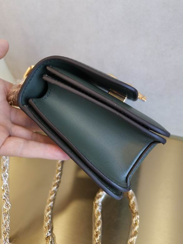 206 13.5X19X6.5cm TB 2