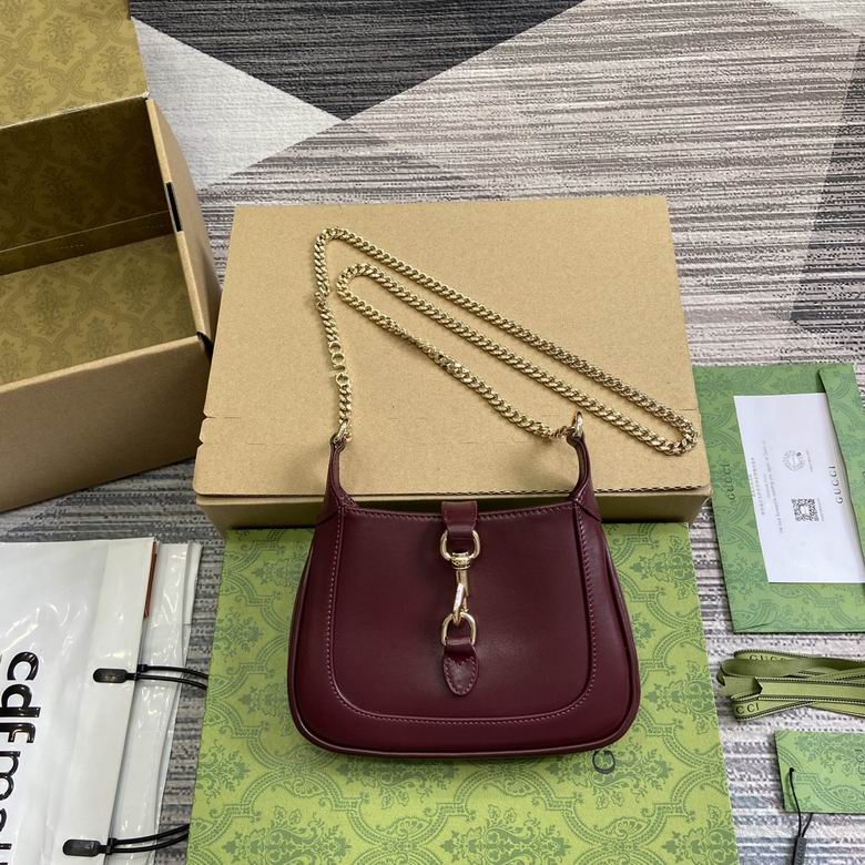 782889 19.5X18X3.5cm MP 4colour