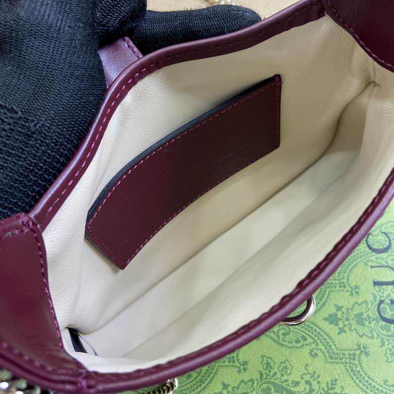 782889 19.5X18X3.5cm MP 4colour