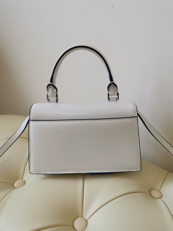 898 12X19.5X6.5cm TB 2