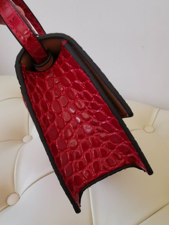 898 12X19.5X6.5cm TB 3