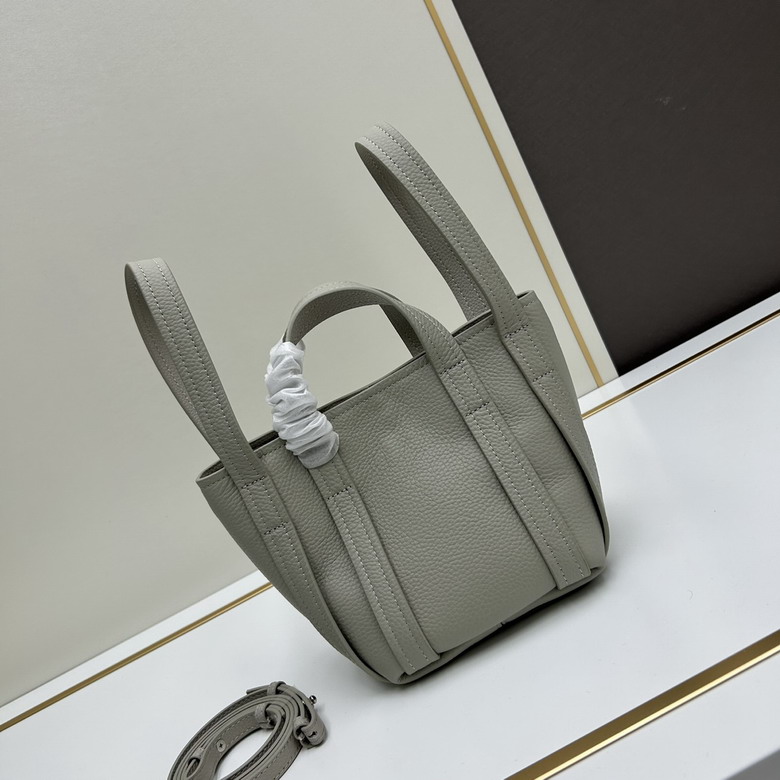 Balenciaga 1090 17x15x13cm ww1