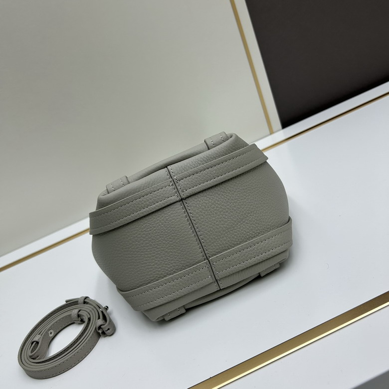 Balenciaga 1090 17x15x13cm ww1