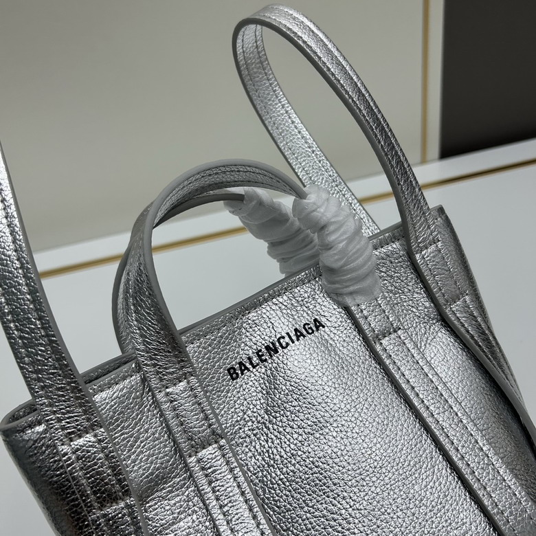 Balenciaga 1090 17x15x13cm ww2