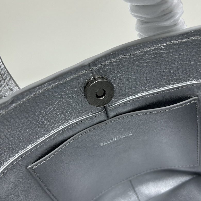 Balenciaga 1090 17x15x13cm ww2