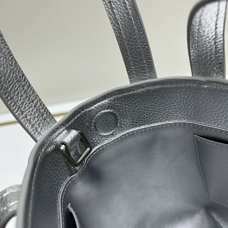 Balenciaga 1090 17x15x13cm ww2