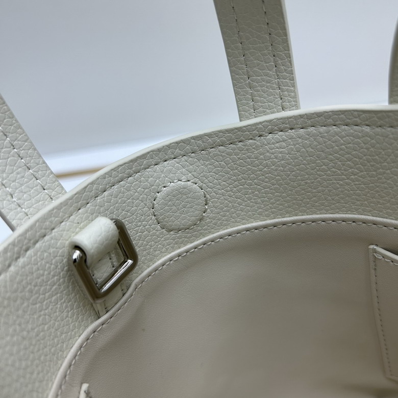 Balenciaga 1090 17x15x13cm ww3