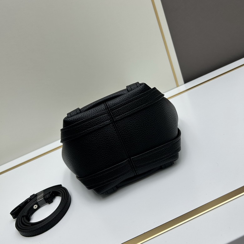 Balenciaga 1090 17x15x13cm ww