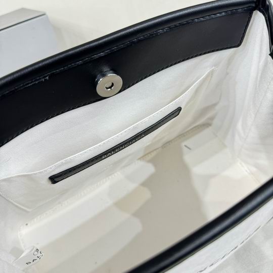 Balenciaga 27x22x12cm zy1
