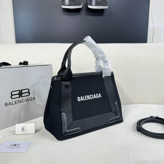 Balenciaga 27x22x12cm zy