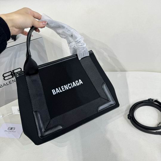 Balenciaga 27x22x12cm zy