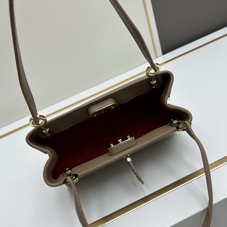 Dior 3633 22x13x12cm ww1