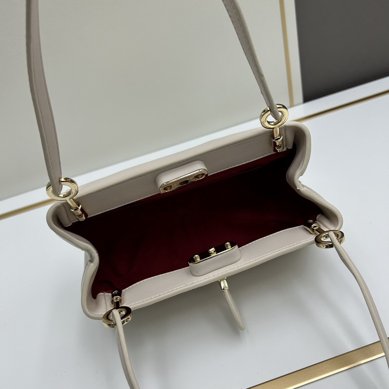 Dior 3633 22x13x12cm ww3