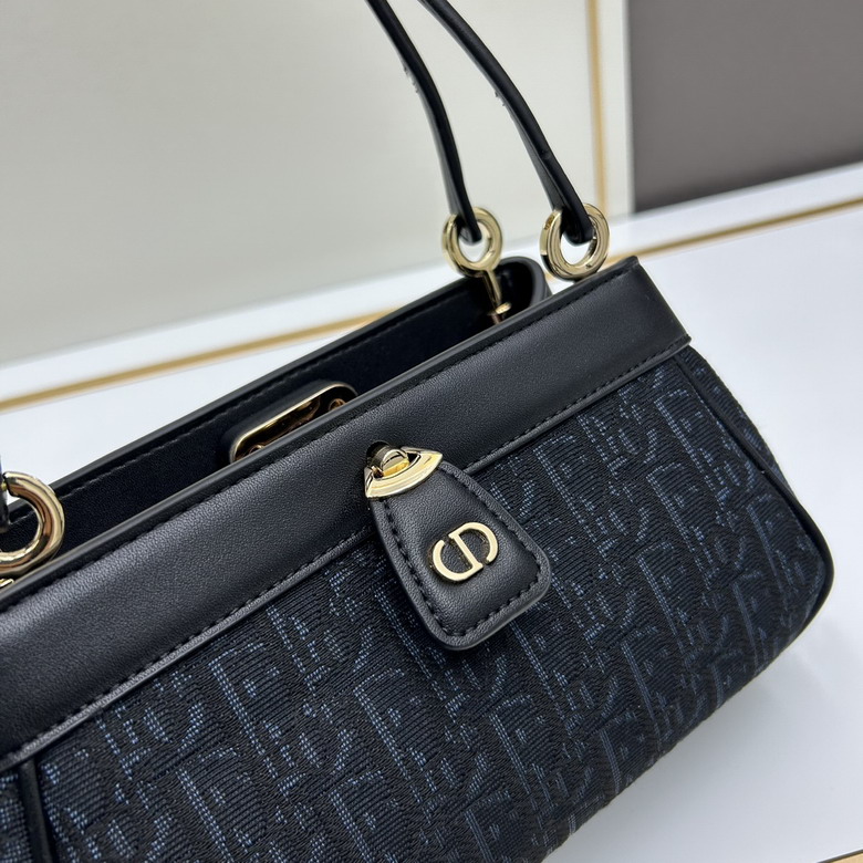 Dior 3633 22x13x12cm ww4