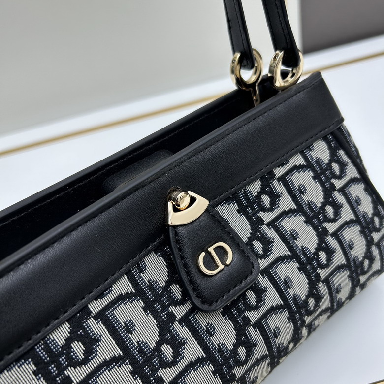 Dior 3633 22x13x12cm ww5