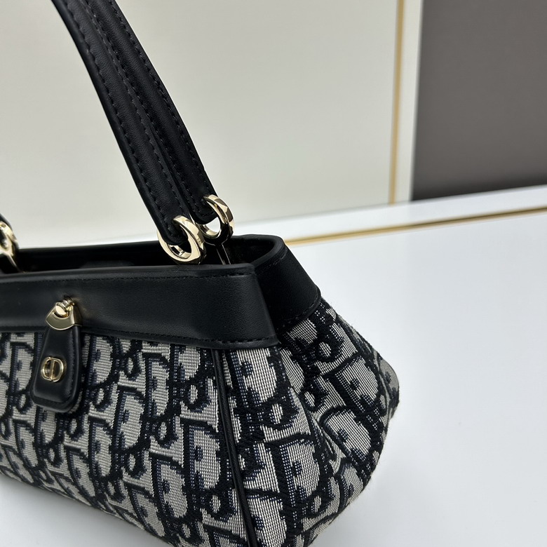 Dior 3633 22x13x12cm ww5