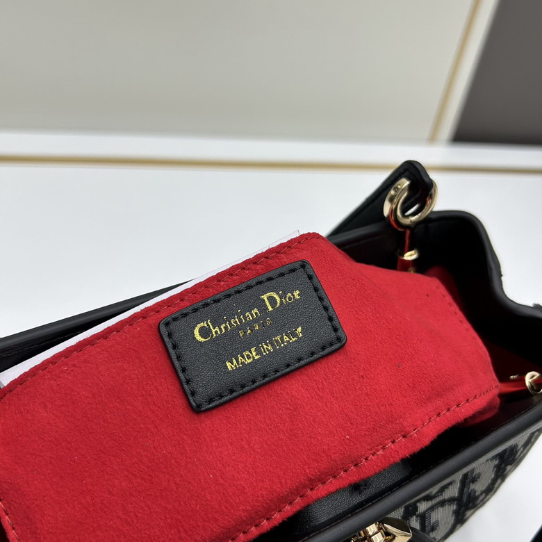 Dior 3633 22x13x12cm ww5